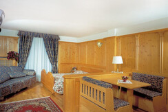 Camera gold prestige