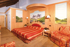 PW 504 HOTEL RUBINO GOLD PRESTIGE ROOM