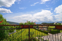 72D95E7E-6025-425A-8723-84CDFECADBEC