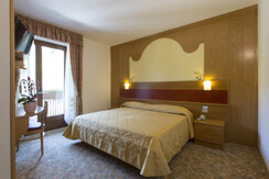 Camera matrim. balcone