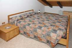 letto camera matrimoniale