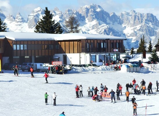 Residence Prada Sport on winter