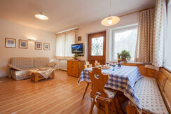 Residence-Cristina-Pozza_Giglio-Rosso (1)