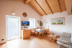 Residence-Cristina-Pozza_Campanula (2)