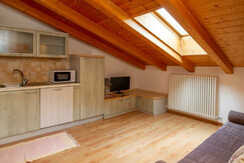 Mansarda 8 posti letto (2)