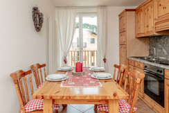 TRILO 4 cucina con balcone