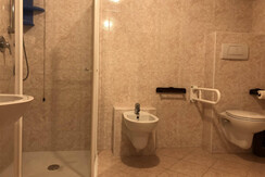 bagno per disabili 1