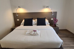 Appartamento La Rocca camera da letto