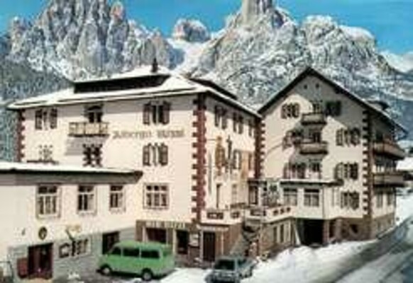 Hotel Rizzi - Pera di Fassa - Fassatal - Winter
