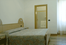 Camera doppia-matrimoniale