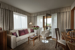 DSC_2478JSSuiteDeluxe