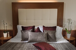 DSC_2472JSSuiteDeluxe