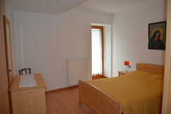 Vacanze_Casa_del_sole_giallo_3