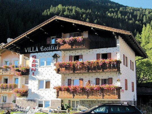 Guesthouse Villa Cecilia - Val di Fassa - Summer