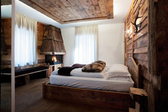 Montreal - cottage room