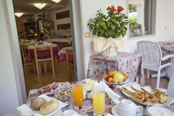 colazione buffet veranda Frühstücksbüffet breakfas