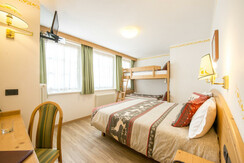 camera quadrupla a canazei_camere a canazei_hotel 