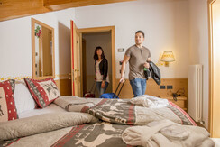 camera matrimoniale a canazei_camere a canazei_hot