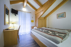 camera matrimoniale a canazei_camere a canazei_hot