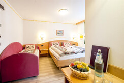 camera tripla a canazei_camere a canazei_hotel vil