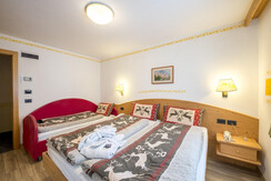 camera tripla a canazei_camere a canazei_hotel vil