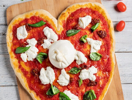 Impariamo a Fare la Pizza a Casa