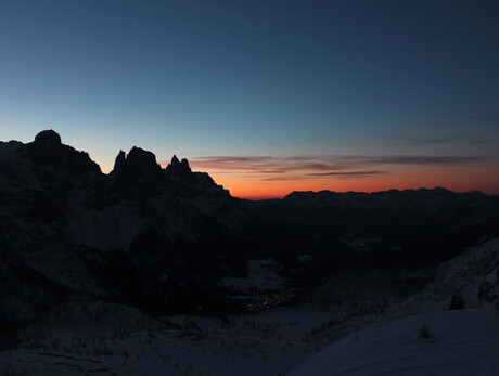 Passo Rolle: Apericena Wow in "Paradiso"