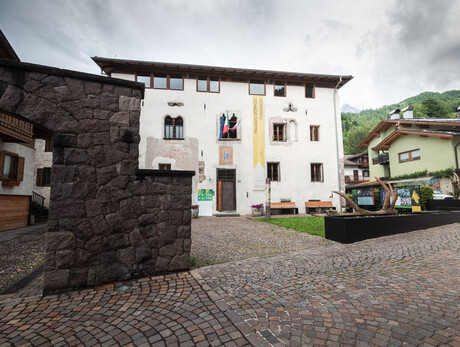 Le Tante Vite di Palazzo Scopoli