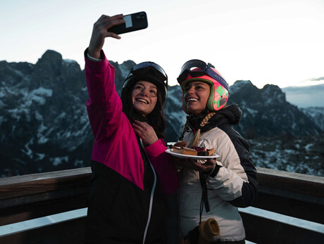 #TrentinoSkiSunrise-Alpe Tognola