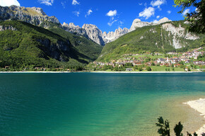Lago di Molveno erneut zum schönsten See Italiens gekürt