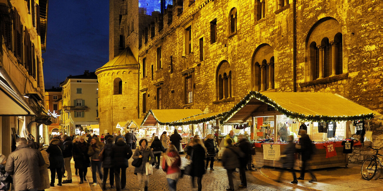 Top 50 experiences for your Christmas holiday 