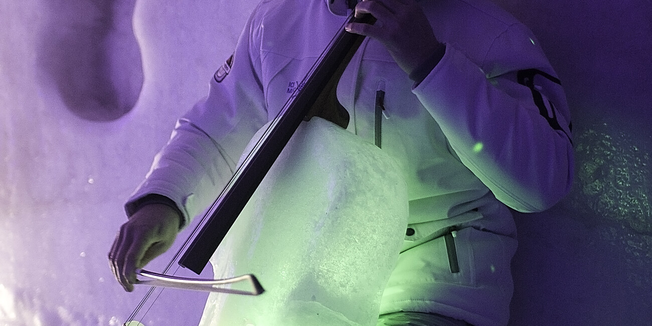 Aus Eis und Schnee: Musikalisches Eis-Theater auf 2.600 Meter Höhe  #3