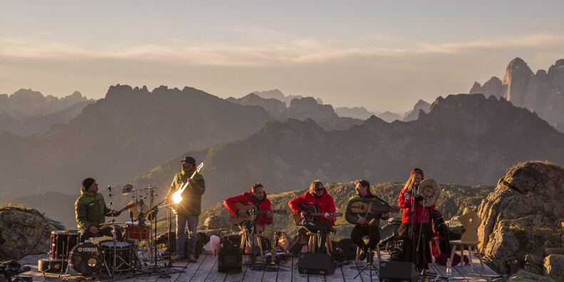THE SOUNDS OF THE DOLOMITES: THE BEST OF MUSIC AND MOUNTAINS #1