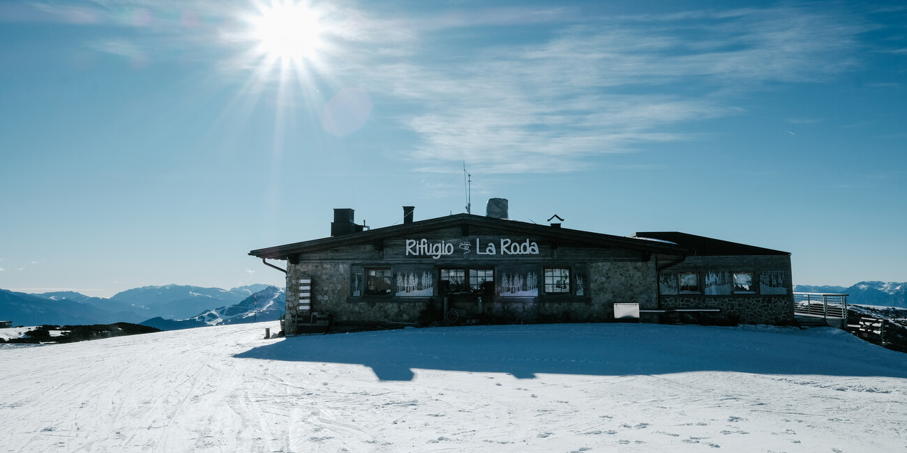 A SLALOM BETWEEN GOURMET MOUNTAIN HUTS  #3