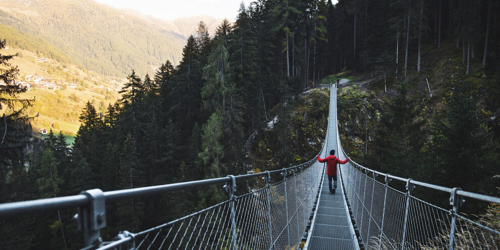 Attraversare il Ponte Ragaiolo
