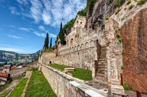 Die geheimen Gärten und Burgen des Trentino