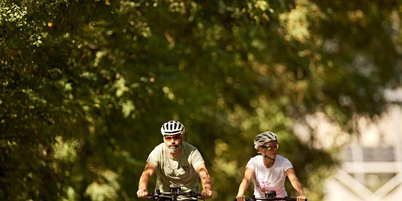 NA KOLE ZA POCHUTNÁNÍM #6