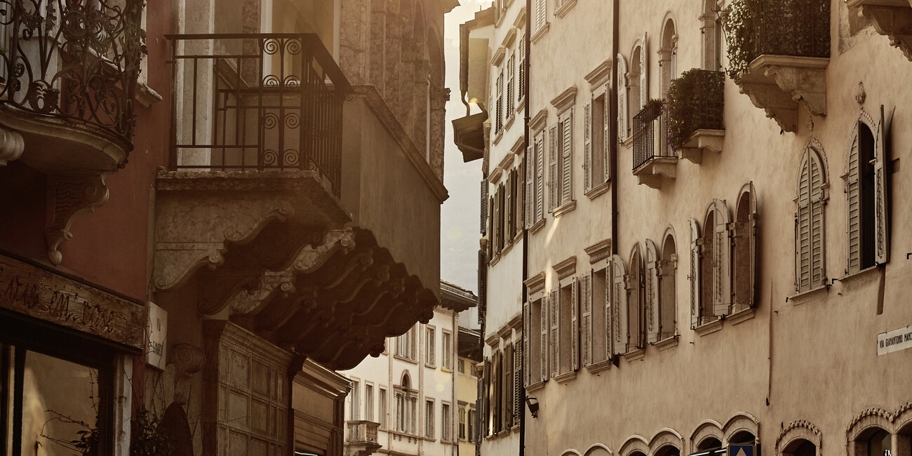 Alte Palazzi, moderne Museen und eine Seilbahn mit Aussicht #2