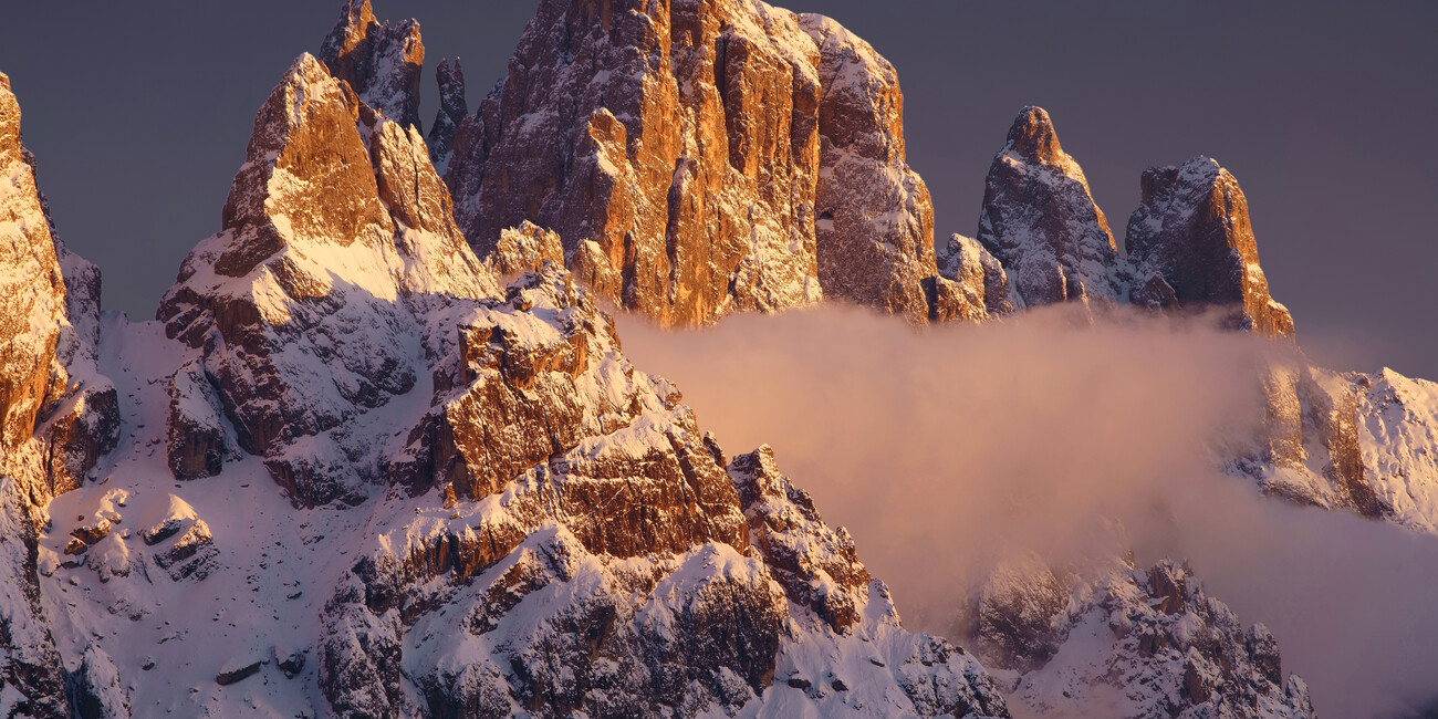 SKIING FROM DAWN TO DUSK #3