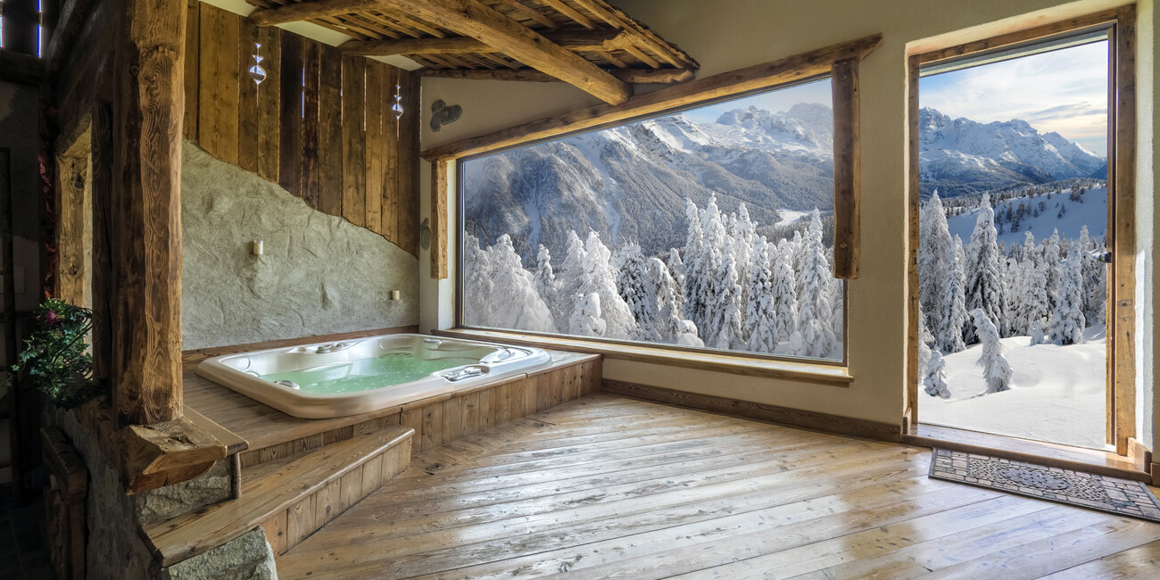 A SLALOM BETWEEN GOURMET MOUNTAIN HUTS  #8