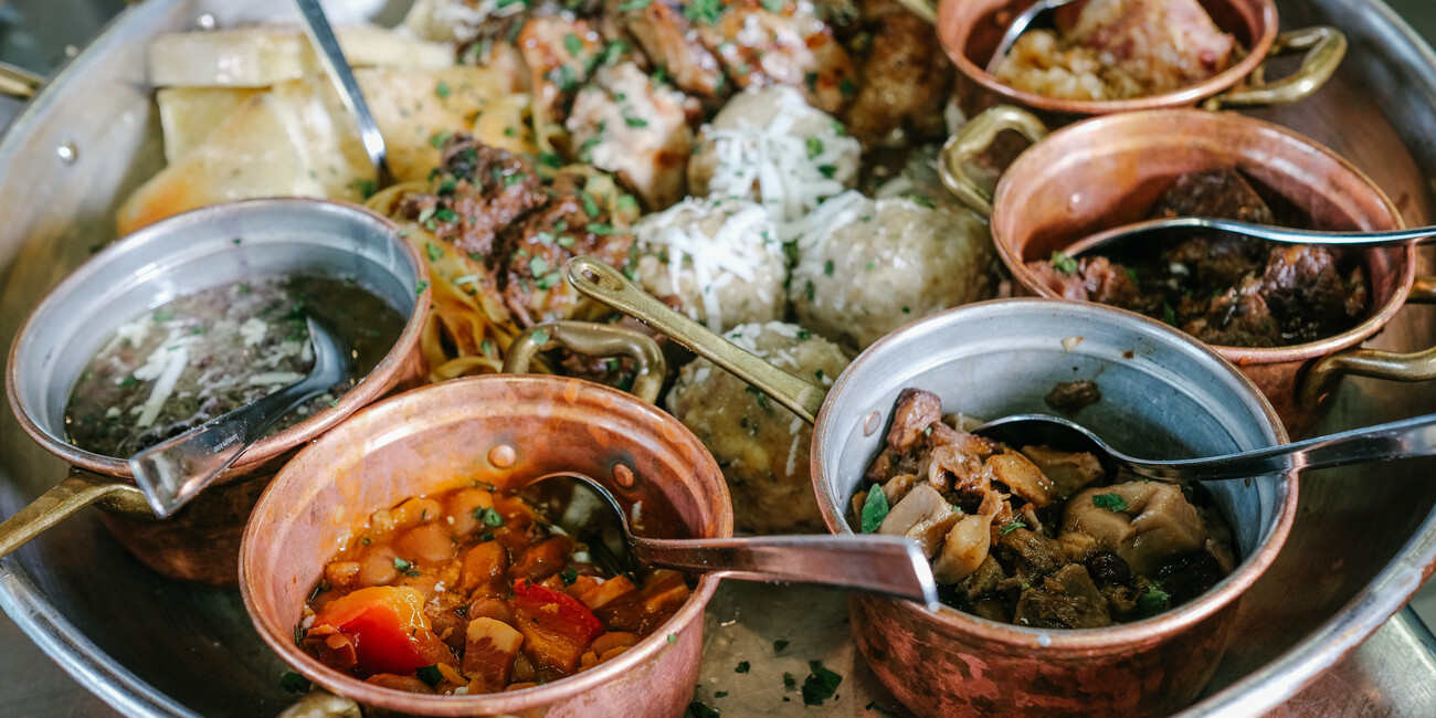 A SLALOM BETWEEN GOURMET MOUNTAIN HUTS  #6