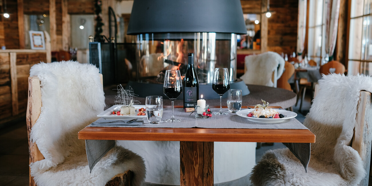 A SLALOM BETWEEN GOURMET MOUNTAIN HUTS  #7