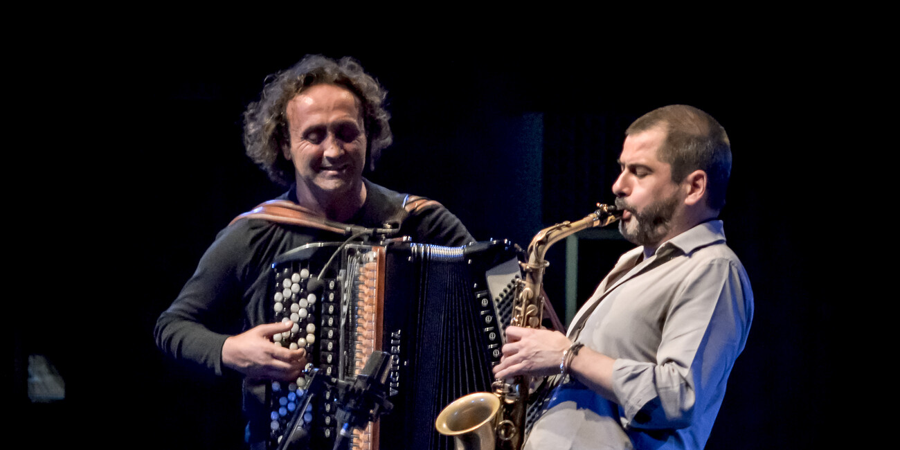 AI SUONI DELLE DOLOMITI VA IN SCENA “POLIMERO, UN BURATTINO DI PLASTICA” CON GENE GNOCCHI  #3