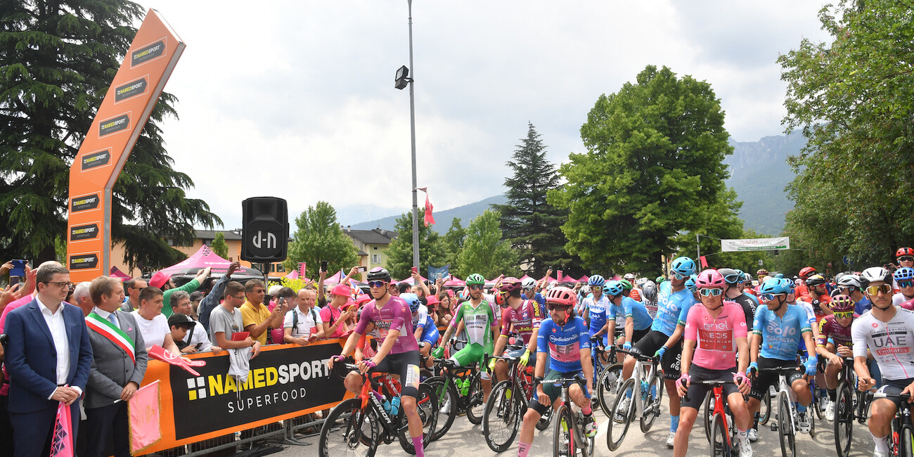 IL MONTE BONDONE RIBALTA LA CLASSIFICA DEL GIRO #3