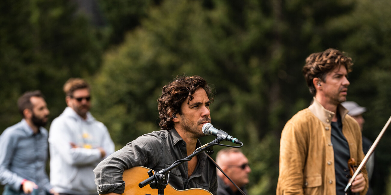 SAVORETTI FA BALLARE E CANTARE IL POPOLO DEI SUONI  #2