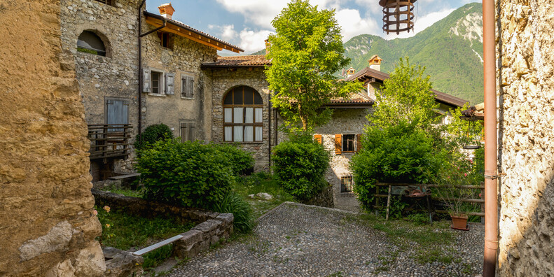 DISCOVERING THE MOST BEAUTIFUL VILLAGES #8