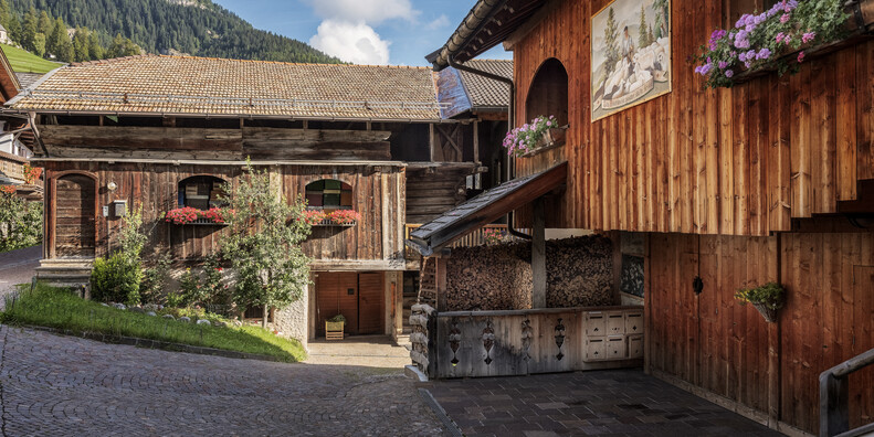 DISCOVERING THE MOST BEAUTIFUL VILLAGES #3