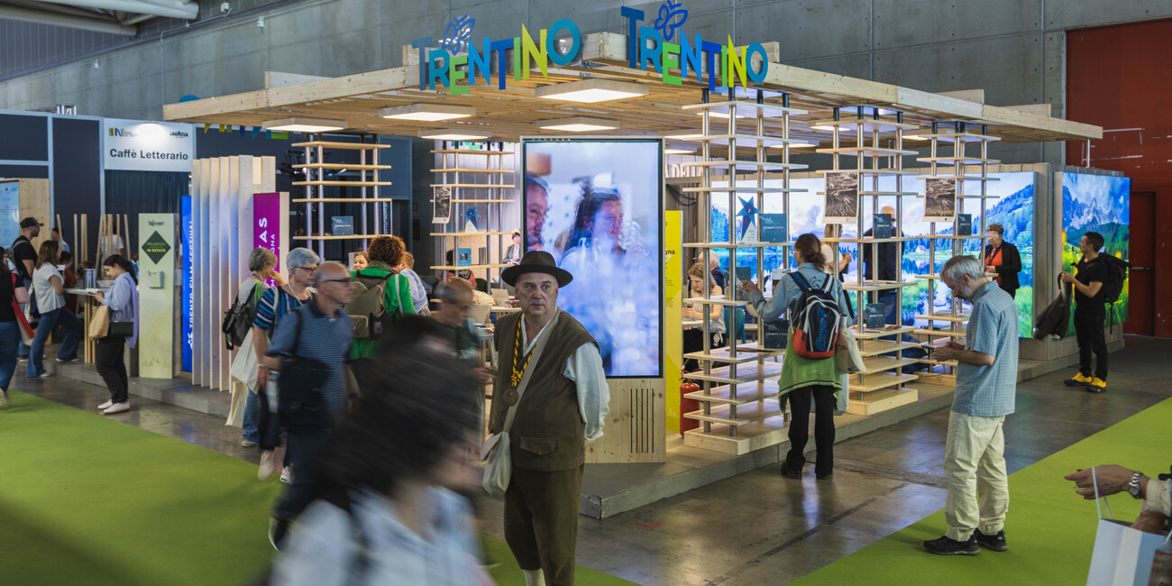 Al Salone del libro di Torino sempre alto l’apprezzamento per La Sala della Montagna  #5