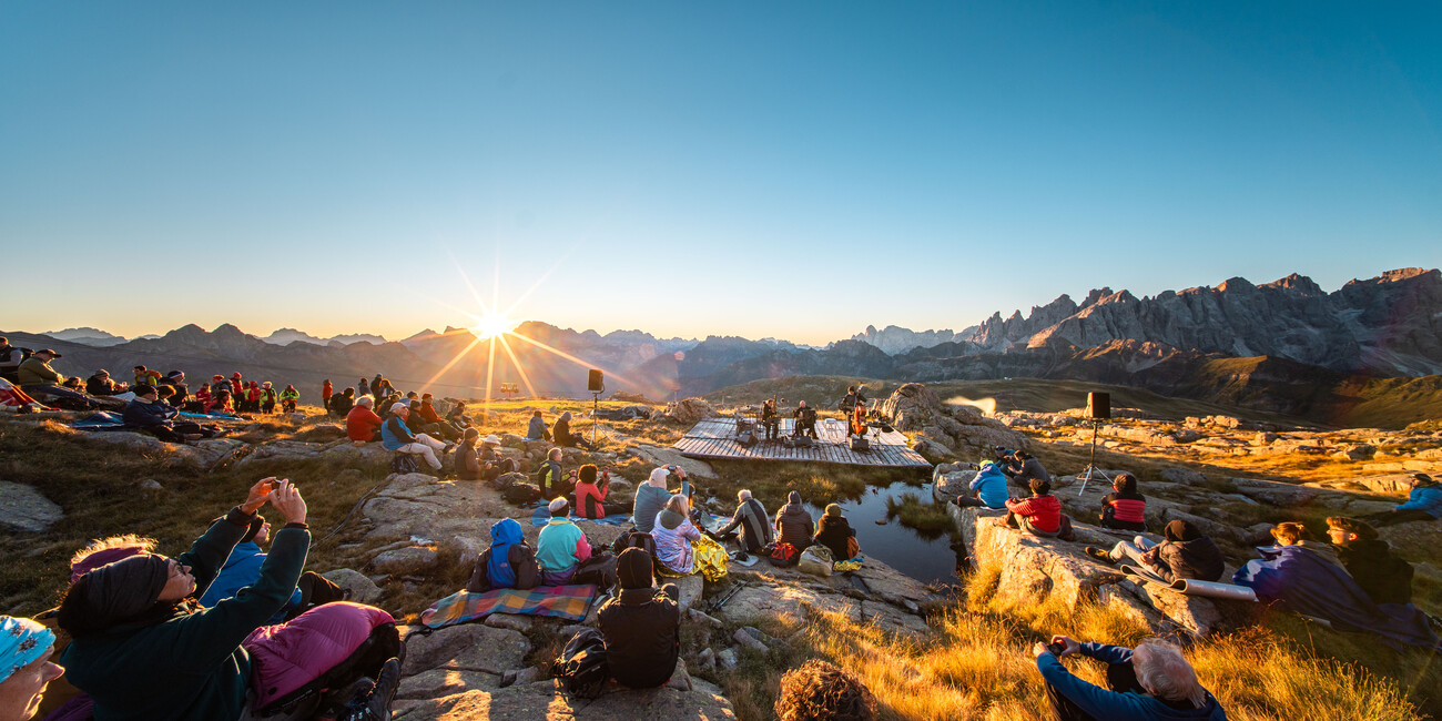 Una musica quasi mistica per accompagnare l’alba delle Dolomiti  #2