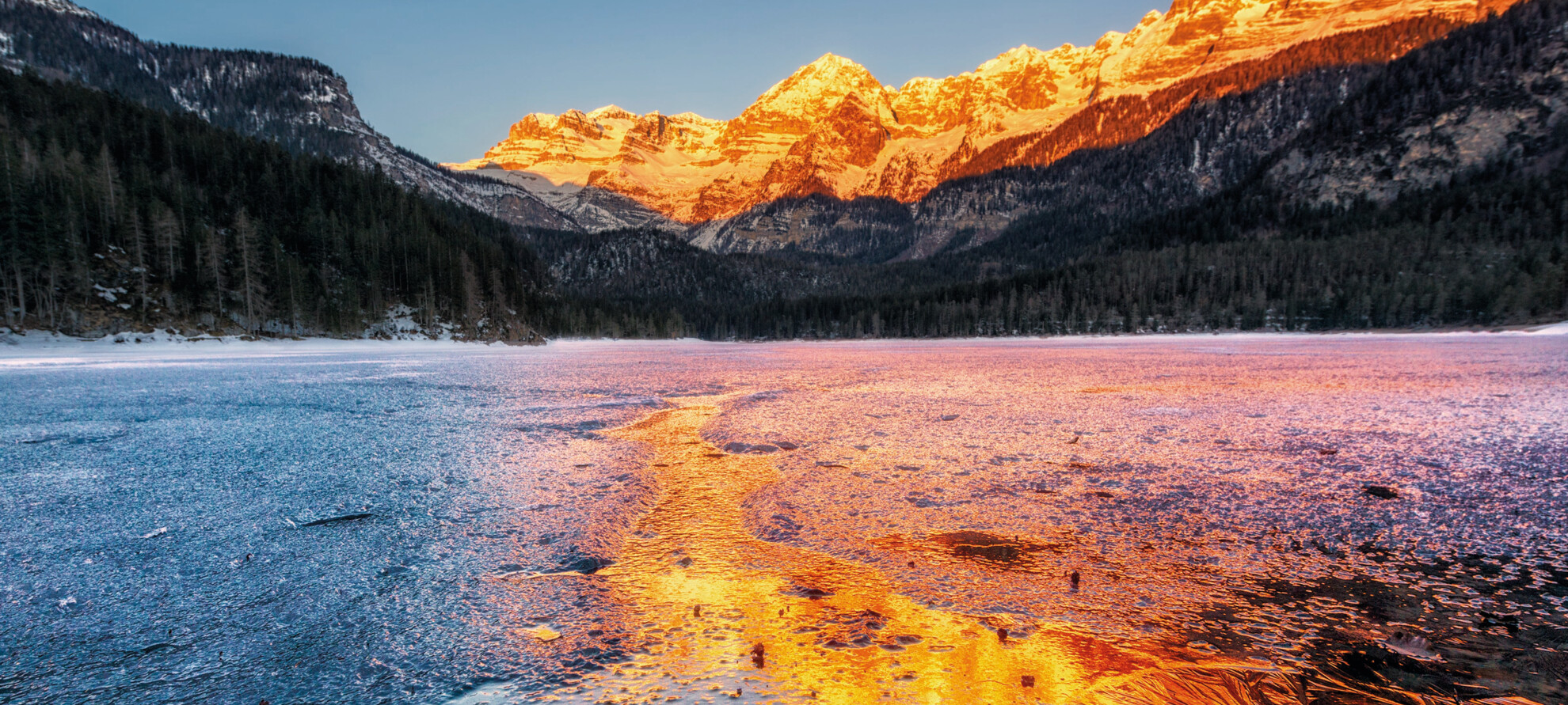 Tovelsee  im Winter | © Inverno-Val-di-Non-Lago-di-Tovel-ghiaccio-ph-Diego-Marini